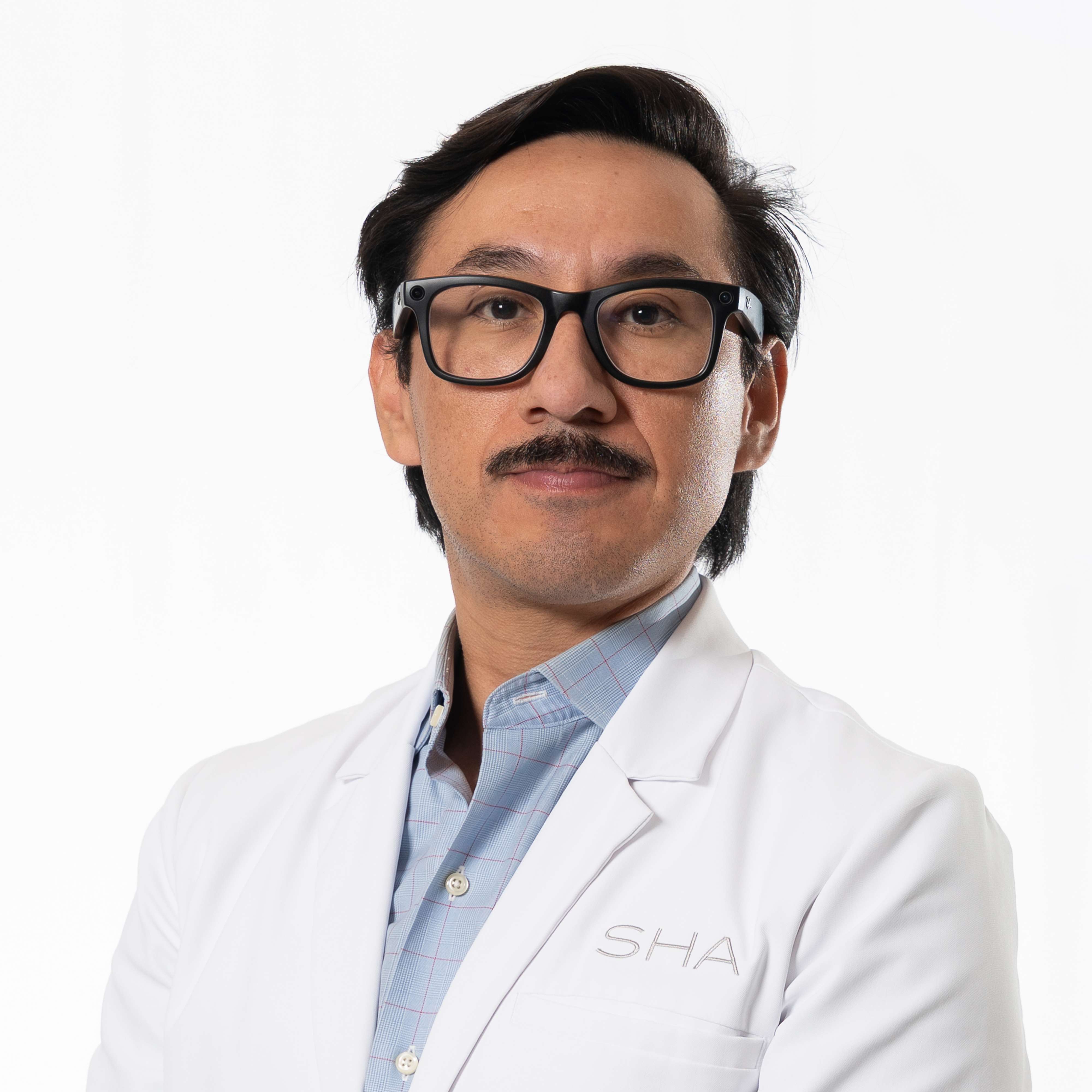 Dr. Jair Olivares
